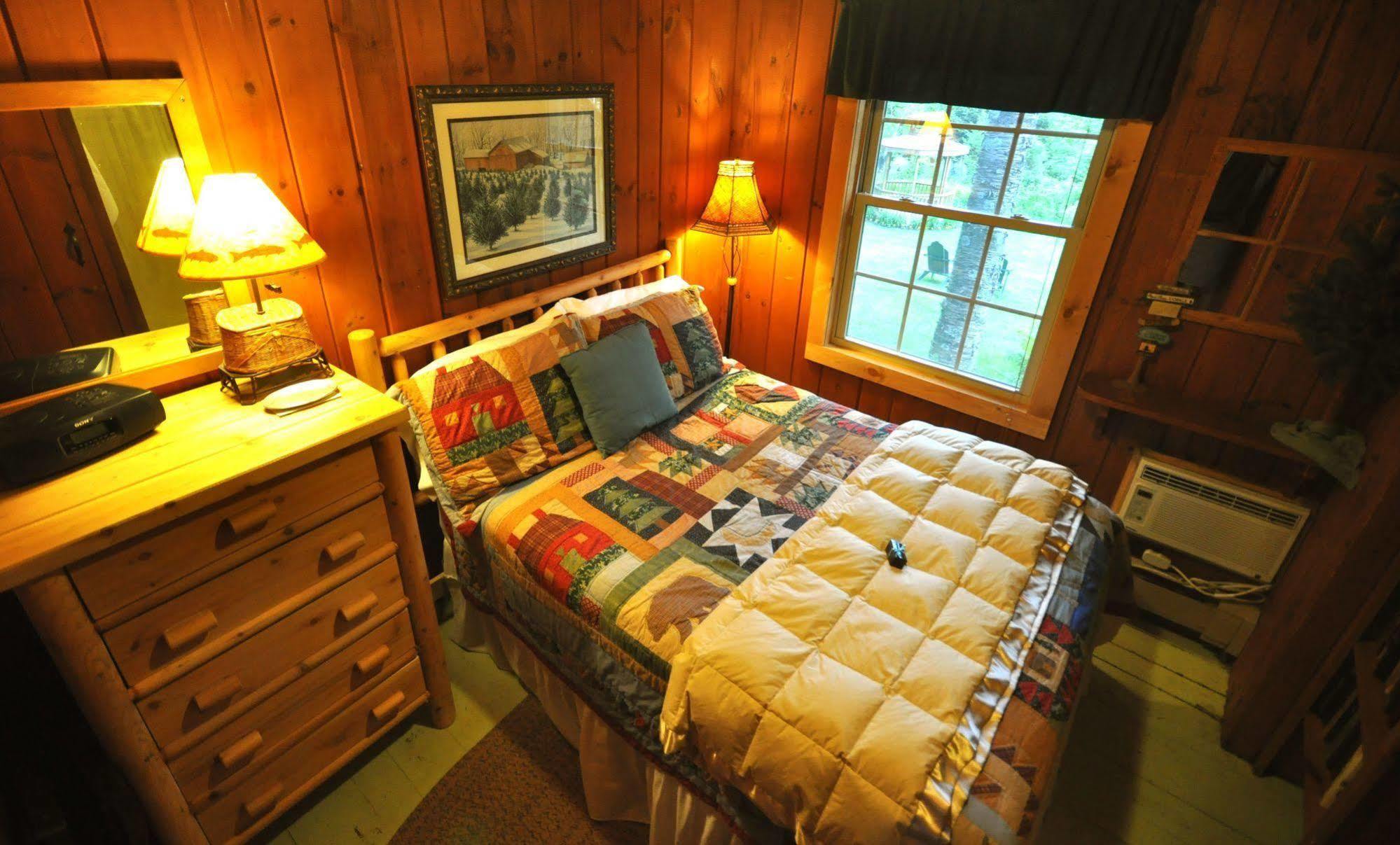 Timberholm Inn Stowe Habitación foto